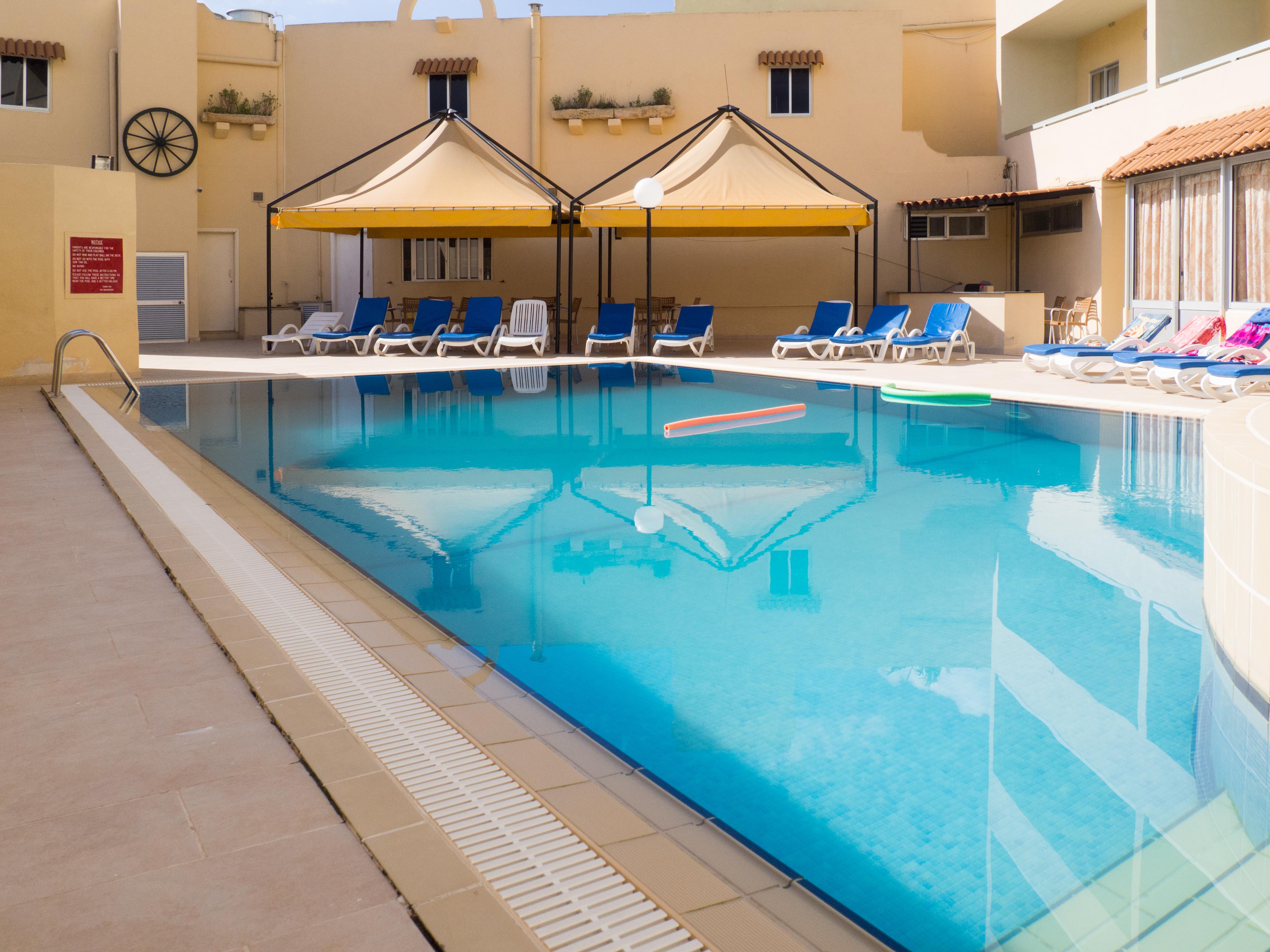 Mavina Hotel & Apartments Buġibba Ngoại thất bức ảnh