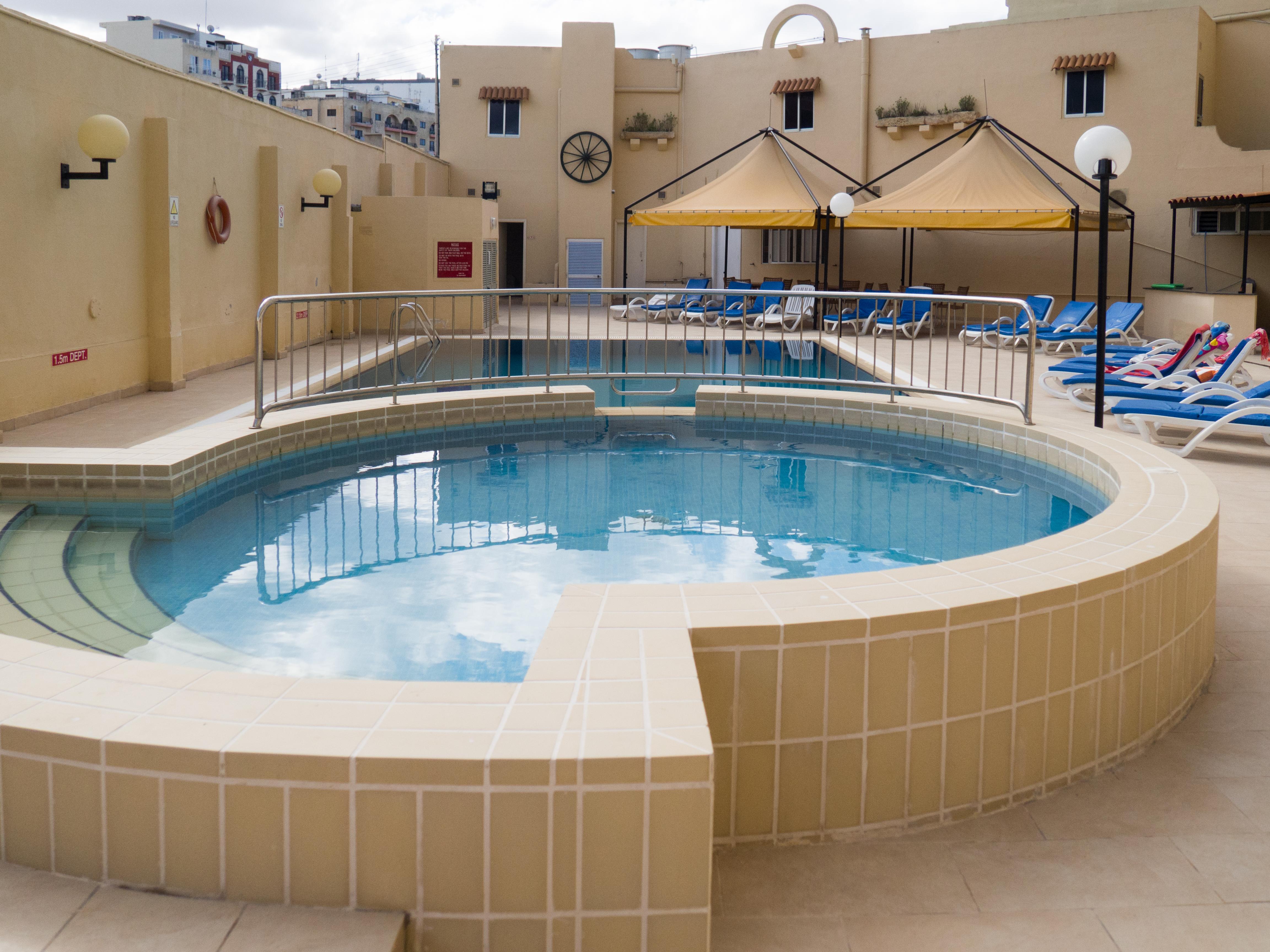 Mavina Hotel & Apartments Buġibba Ngoại thất bức ảnh